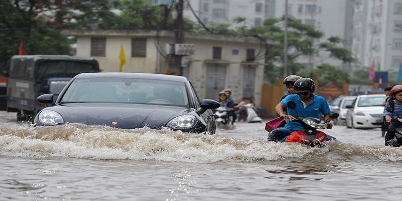 Nằm mơ thấy nước ngập đường đánh con gì?